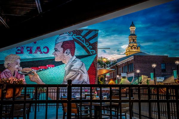 Sevierville Reconstructs Dolly Parton’s Hometown Story