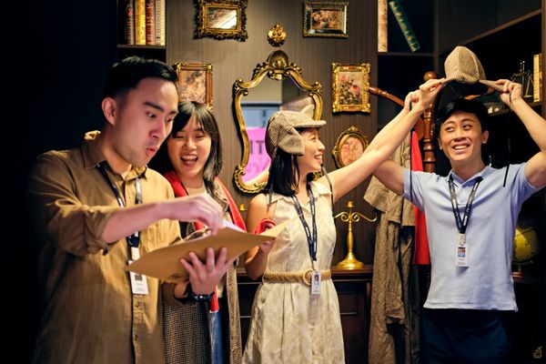Sherlock Holmes Takes on a Real-World Mystery in Singapore’s Bugis Town