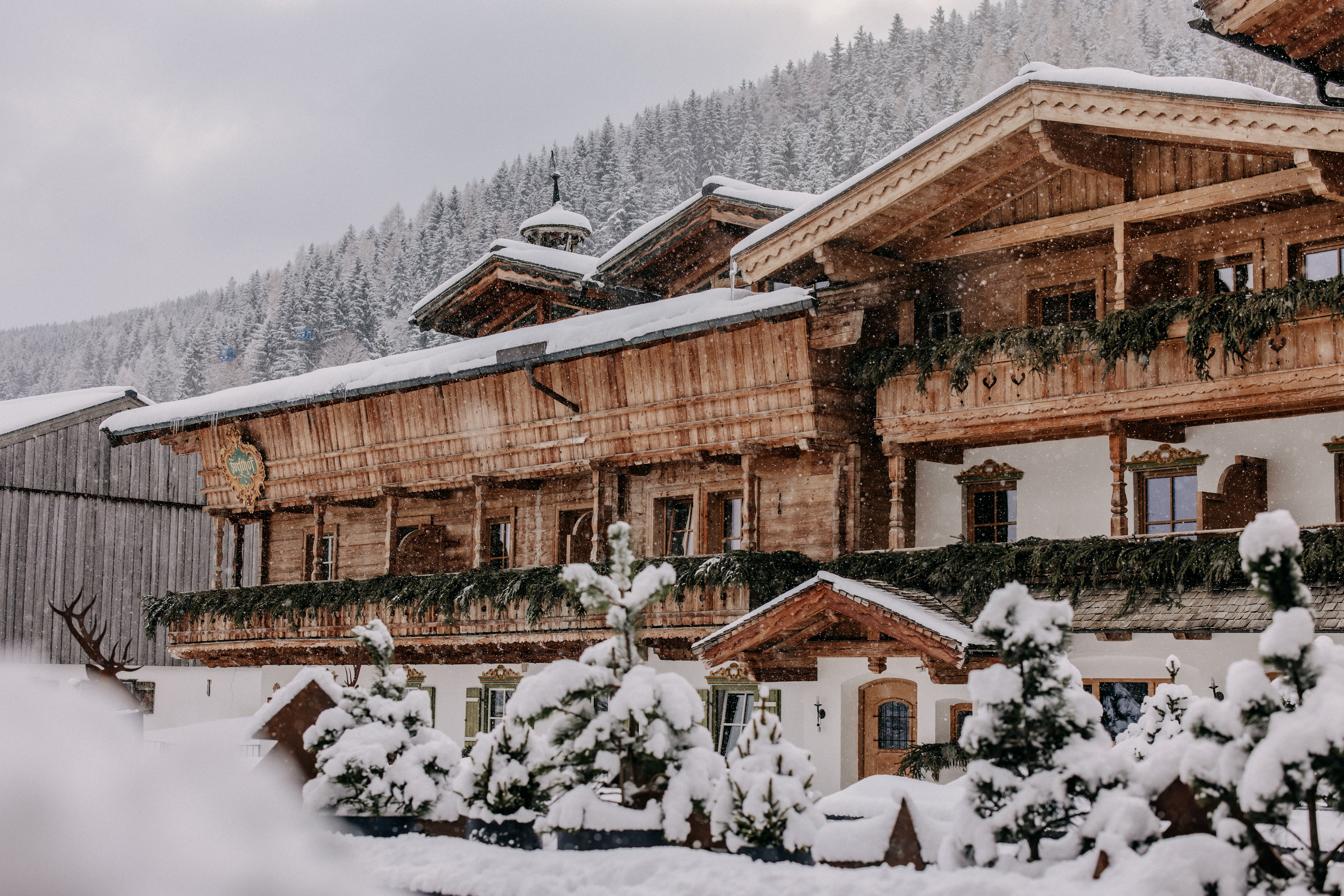 Skating and Fireside Fondue in Austria’s Winter Alps